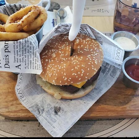Artmotel & Bistro Haţeg Dış mekan fotoğraf