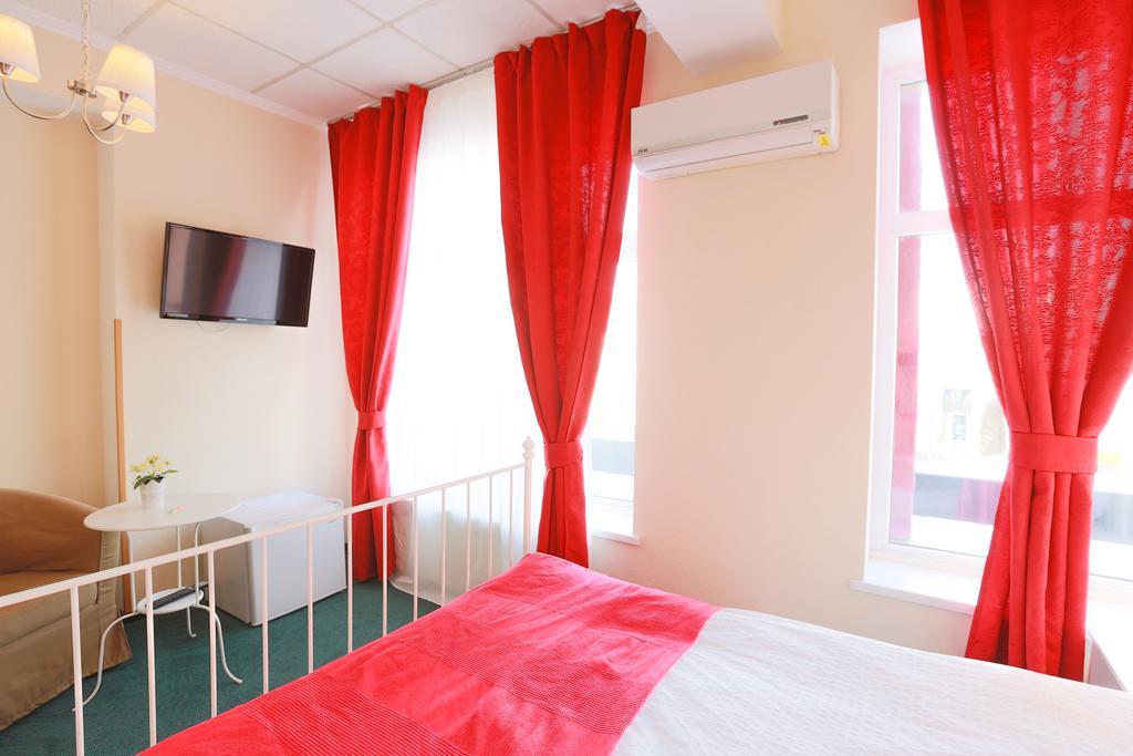Artmotel & Bistro Haţeg Oda fotoğraf