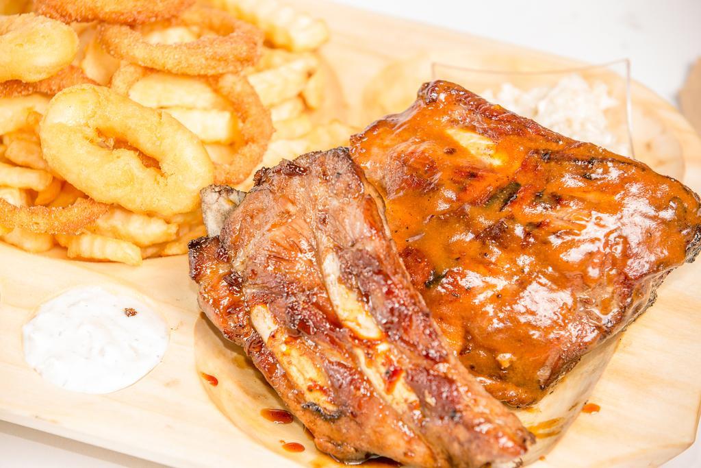 Artmotel & Bistro Haţeg Dış mekan fotoğraf