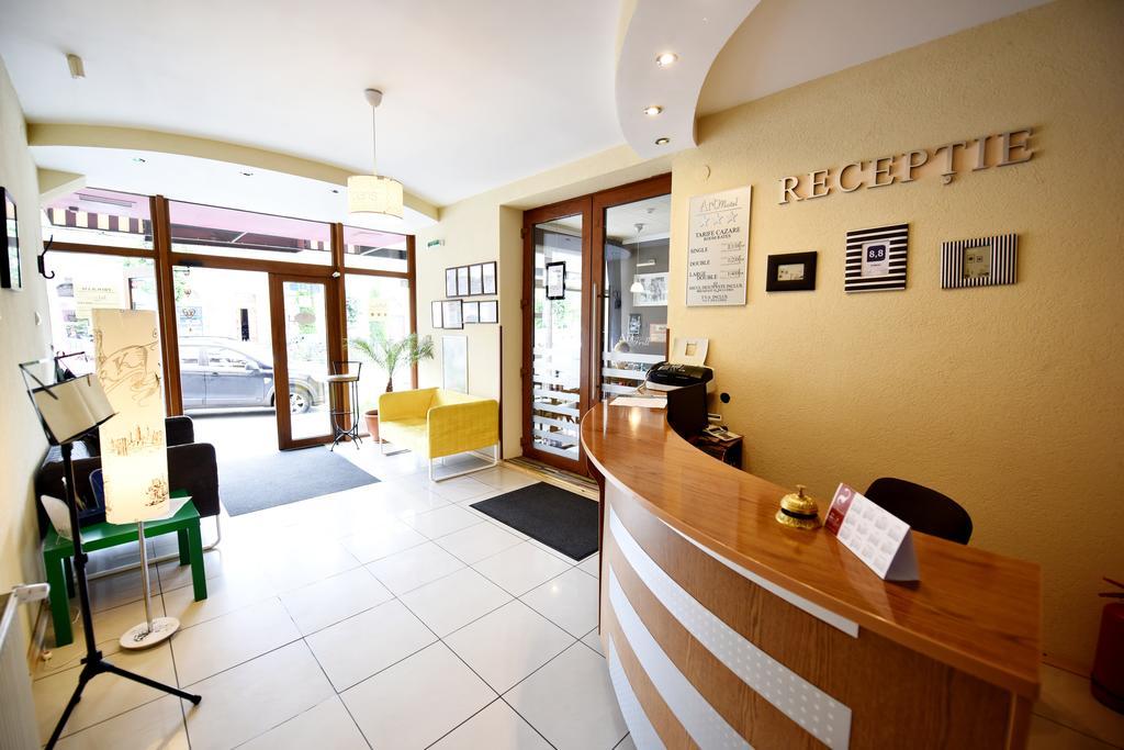 Artmotel & Bistro Haţeg Dış mekan fotoğraf